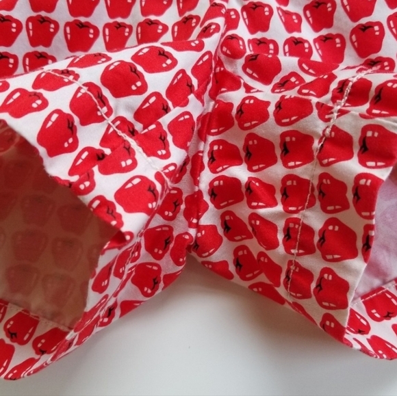J.Crew Red And Cream Apple Print Shorts Size 4 - Picture 4 of 10